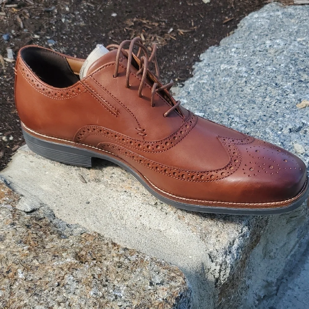 Rockport Total Motion Amalfi Wingtips Men's Tan Brogue Oxford Size 13 Wide
